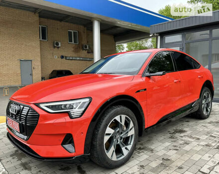 Червоний Ауді E-Tron, об'ємом двигуна 0 л та пробігом 40 тис. км за 49900 $, фото 14 на Automoto.ua