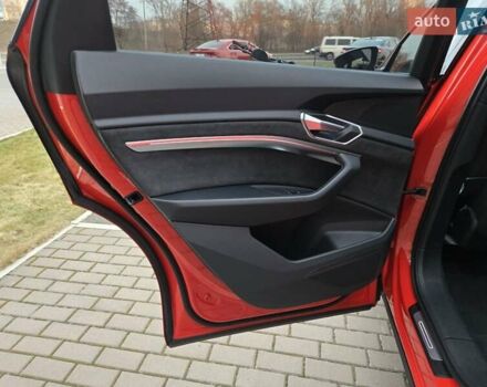 Червоний Ауді E-Tron, об'ємом двигуна 0 л та пробігом 130 тис. км за 35888 $, фото 32 на Automoto.ua