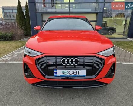 Червоний Ауді E-Tron, об'ємом двигуна 0 л та пробігом 130 тис. км за 35888 $, фото 5 на Automoto.ua
