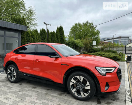 Червоний Ауді E-Tron, об'ємом двигуна 0 л та пробігом 40 тис. км за 49900 $, фото 5 на Automoto.ua