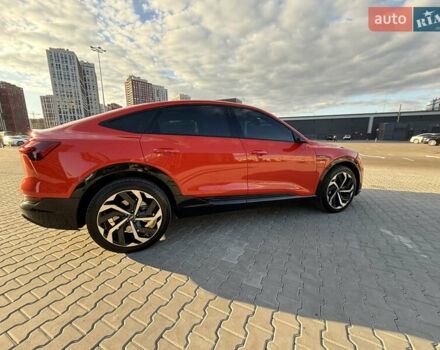 Червоний Ауді E-Tron, об'ємом двигуна 0 л та пробігом 53 тис. км за 43500 $, фото 7 на Automoto.ua