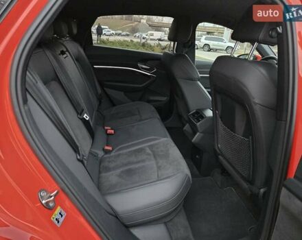 Червоний Ауді E-Tron, об'ємом двигуна 0 л та пробігом 130 тис. км за 35888 $, фото 46 на Automoto.ua