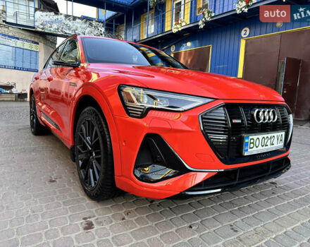 Червоний Ауді E-Tron, об'ємом двигуна 0 л та пробігом 23 тис. км за 45000 $, фото 3 на Automoto.ua