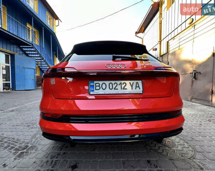 Червоний Ауді E-Tron, об'ємом двигуна 0 л та пробігом 23 тис. км за 45000 $, фото 10 на Automoto.ua