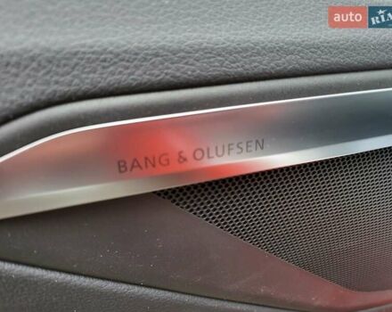 Червоний Ауді E-Tron, об'ємом двигуна 0 л та пробігом 51 тис. км за 46888 $, фото 47 на Automoto.ua