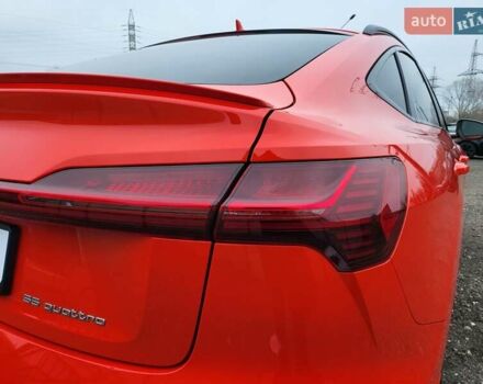 Червоний Ауді E-Tron, об'ємом двигуна 0 л та пробігом 51 тис. км за 46888 $, фото 37 на Automoto.ua