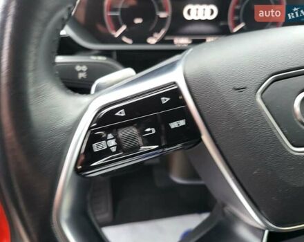 Червоний Ауді E-Tron, об'ємом двигуна 0 л та пробігом 51 тис. км за 46888 $, фото 82 на Automoto.ua