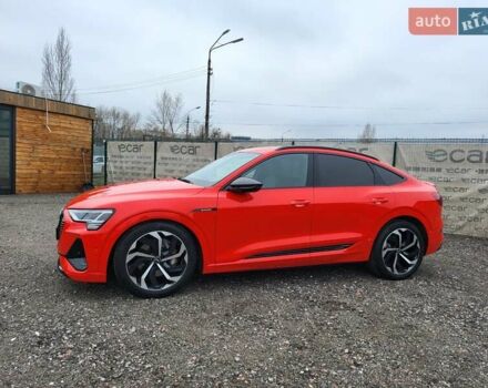 Червоний Ауді E-Tron, об'ємом двигуна 0 л та пробігом 51 тис. км за 46888 $, фото 28 на Automoto.ua