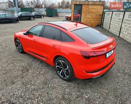 Червоний Ауді E-Tron, об'ємом двигуна 0 л та пробігом 51 тис. км за 46888 $, фото 25 на Automoto.ua