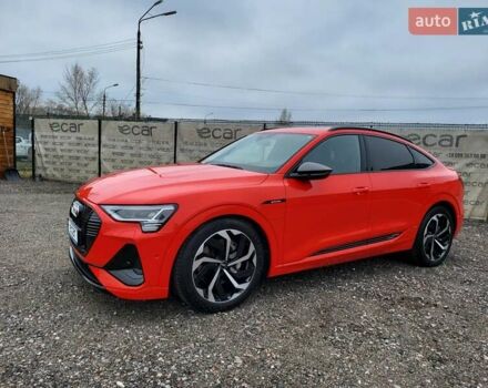 Червоний Ауді E-Tron, об'ємом двигуна 0 л та пробігом 51 тис. км за 46888 $, фото 29 на Automoto.ua