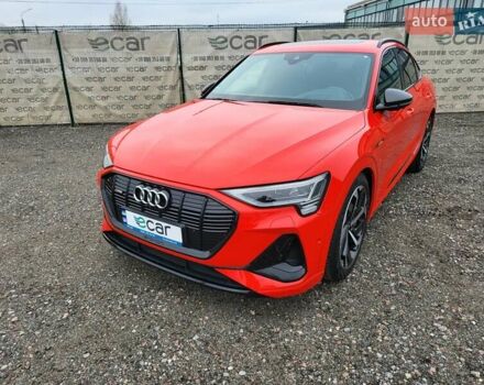 Червоний Ауді E-Tron, об'ємом двигуна 0 л та пробігом 51 тис. км за 46888 $, фото 3 на Automoto.ua