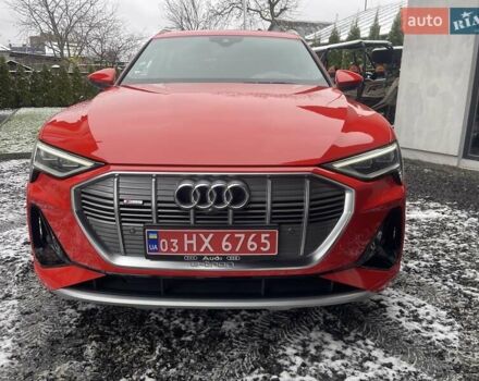 Червоний Ауді E-Tron, об'ємом двигуна 0 л та пробігом 68 тис. км за 33600 $, фото 6 на Automoto.ua