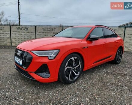 Червоний Ауді E-Tron, об'ємом двигуна 0 л та пробігом 51 тис. км за 46888 $, фото 30 на Automoto.ua