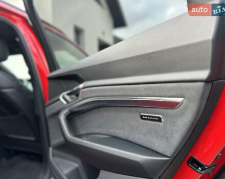 Ауди E-Tron 2022 в Луцке на Automoto.ua Красный Ауди E-Tron, объемом двигателя 0 л и пробегом 36 тыс. км за 48499 $, фото 82 на Automoto.ua