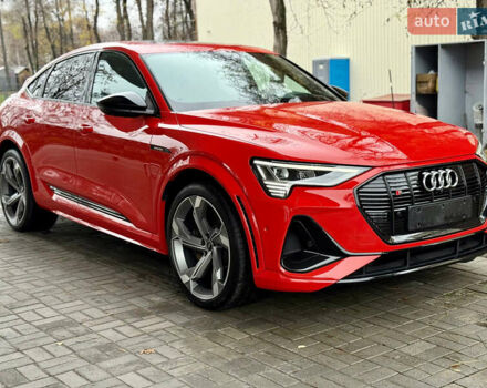 Красный Ауди E-Tron, объемом двигателя 0 л и пробегом 37 тыс. км за 49500 $, фото 22 на Automoto.ua