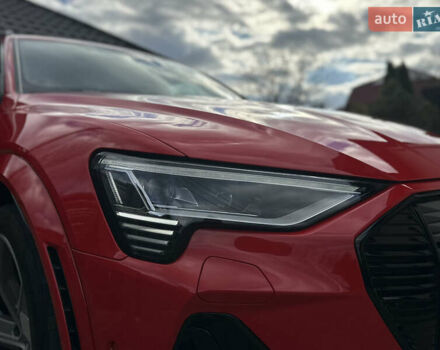Красный Ауди E-Tron, объемом двигателя 0 л и пробегом 36 тыс. км за 48499 $, фото 33 на Automoto.ua
