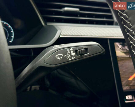 Красный Ауди E-Tron, объемом двигателя 0 л и пробегом 37 тыс. км за 49500 $, фото 93 на Automoto.ua