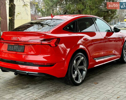 Красный Ауди E-Tron, объемом двигателя 0 л и пробегом 37 тыс. км за 49500 $, фото 26 на Automoto.ua