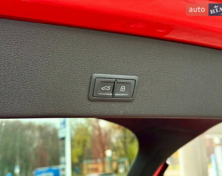 Красный Ауди E-Tron, объемом двигателя 0 л и пробегом 37 тыс. км за 49500 $, фото 54 на Automoto.ua