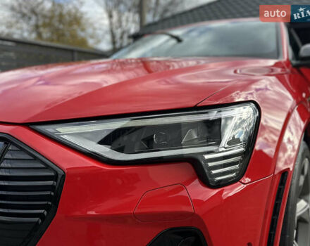 Красный Ауди E-Tron, объемом двигателя 0 л и пробегом 36 тыс. км за 48499 $, фото 34 на Automoto.ua