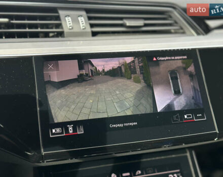 Красный Ауди E-Tron, объемом двигателя 0 л и пробегом 36 тыс. км за 48499 $, фото 70 на Automoto.ua