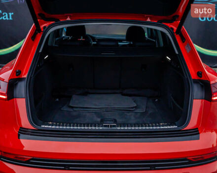 Червоний Ауді E-Tron, об'ємом двигуна 0 л та пробігом 175 тис. км за 28400 $, фото 55 на Automoto.ua