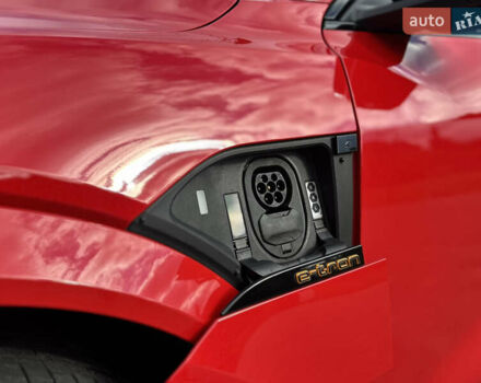 Красный Ауди E-Tron, объемом двигателя 0 л и пробегом 36 тыс. км за 48499 $, фото 19 на Automoto.ua