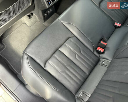 Красный Ауди E-Tron, объемом двигателя 0 л и пробегом 36 тыс. км за 48499 $, фото 78 на Automoto.ua