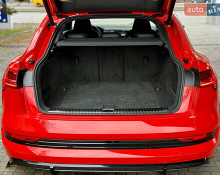 Красный Ауди E-Tron, объемом двигателя 0 л и пробегом 37 тыс. км за 49500 $, фото 53 на Automoto.ua