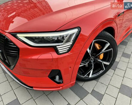 Красный Ауди E-Tron, объемом двигателя 0 л и пробегом 59 тыс. км за 37900 $, фото 21 на Automoto.ua