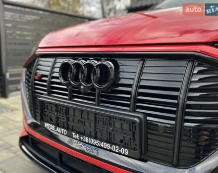 Ауди E-Tron 2022 в Луцке на Automoto.ua Красный Ауди E-Tron, объемом двигателя 0 л и пробегом 36 тыс. км за 48499 $, фото 18 на Automoto.ua