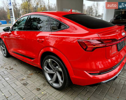 Красный Ауди E-Tron, объемом двигателя 0 л и пробегом 37 тыс. км за 49500 $, фото 17 на Automoto.ua