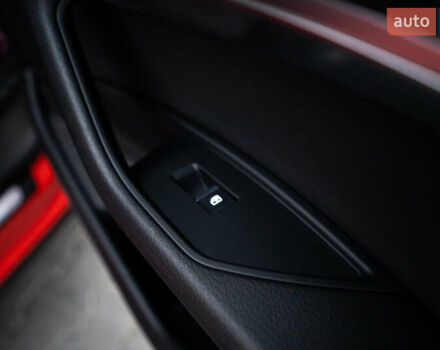 Червоний Ауді E-Tron, об'ємом двигуна 0 л та пробігом 175 тис. км за 28400 $, фото 72 на Automoto.ua