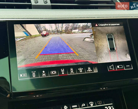 Красный Ауди E-Tron, объемом двигателя 0 л и пробегом 37 тыс. км за 49500 $, фото 83 на Automoto.ua