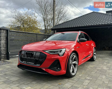 Красный Ауди E-Tron, объемом двигателя 0 л и пробегом 36 тыс. км за 48499 $, фото 14 на Automoto.ua