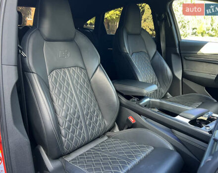 Красный Ауди E-Tron, объемом двигателя 0 л и пробегом 37 тыс. км за 53000 $, фото 8 на Automoto.ua