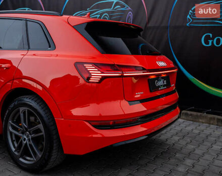 Червоний Ауді E-Tron, об'ємом двигуна 0 л та пробігом 175 тис. км за 28400 $, фото 38 на Automoto.ua