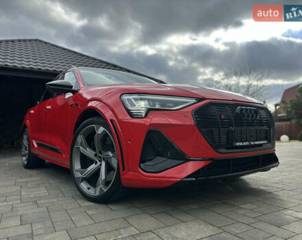 Ауди E-Tron 2022 в Луцке на Automoto.ua Красный Ауди E-Tron, объемом двигателя 0 л и пробегом 36 тыс. км за 48499 $, фото 1 на Automoto.ua