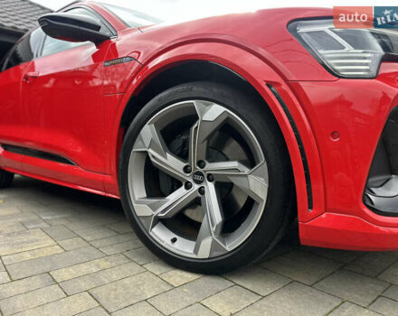 Красный Ауди E-Tron, объемом двигателя 0 л и пробегом 36 тыс. км за 48499 $, фото 24 на Automoto.ua