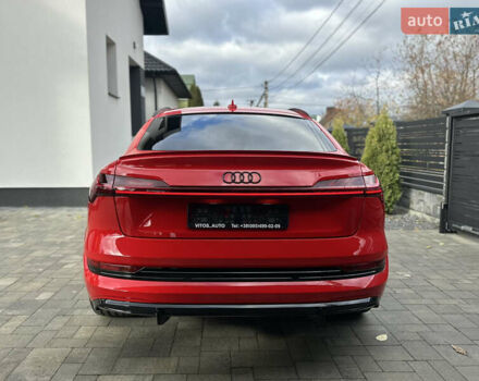 Красный Ауди E-Tron, объемом двигателя 0 л и пробегом 36 тыс. км за 48499 $, фото 7 на Automoto.ua