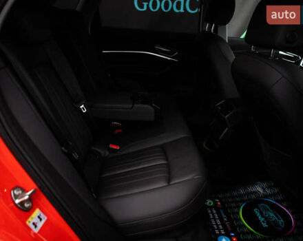 Червоний Ауді E-Tron, об'ємом двигуна 0 л та пробігом 175 тис. км за 28400 $, фото 33 на Automoto.ua