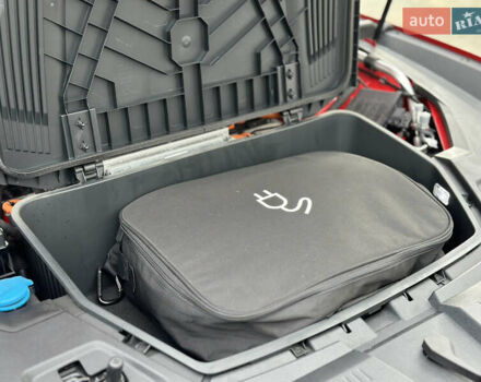 Красный Ауди E-Tron, объемом двигателя 0 л и пробегом 36 тыс. км за 48499 $, фото 98 на Automoto.ua