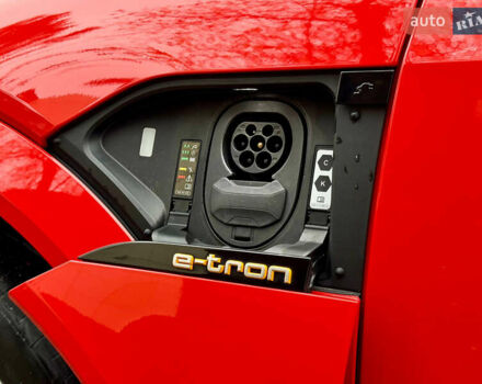Красный Ауди E-Tron, объемом двигателя 0 л и пробегом 37 тыс. км за 49500 $, фото 31 на Automoto.ua
