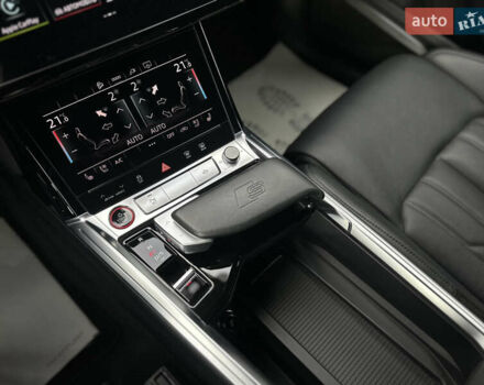 Ауди E-Tron 2022 в Луцке на Automoto.ua Красный Ауди E-Tron, объемом двигателя 0 л и пробегом 36 тыс. км за 48499 $, фото 58 на Automoto.ua