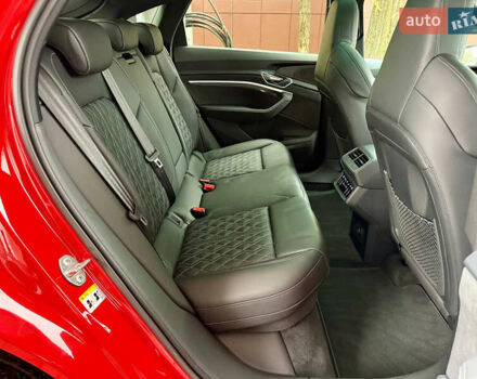 Красный Ауди E-Tron, объемом двигателя 0 л и пробегом 37 тыс. км за 49500 $, фото 57 на Automoto.ua