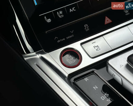 Ауди E-Tron 2022 в Луцке на Automoto.ua Красный Ауди E-Tron, объемом двигателя 0 л и пробегом 36 тыс. км за 48499 $, фото 59 на Automoto.ua