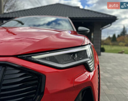 Красный Ауди E-Tron, объемом двигателя 0 л и пробегом 36 тыс. км за 48499 $, фото 32 на Automoto.ua