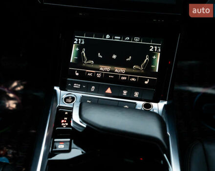 Червоний Ауді E-Tron, об'ємом двигуна 0 л та пробігом 175 тис. км за 28400 $, фото 82 на Automoto.ua