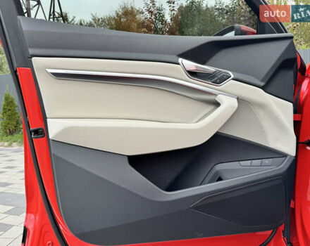 Красный Ауди E-Tron, объемом двигателя 0 л и пробегом 59 тыс. км за 37900 $, фото 25 на Automoto.ua