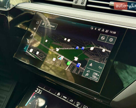 Красный Ауди E-Tron, объемом двигателя 0 л и пробегом 37 тыс. км за 49500 $, фото 64 на Automoto.ua